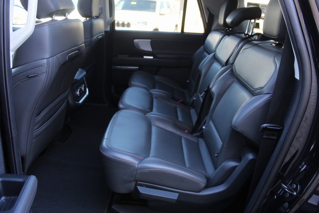 Used 2025 Ford Expedition Max Active image 16