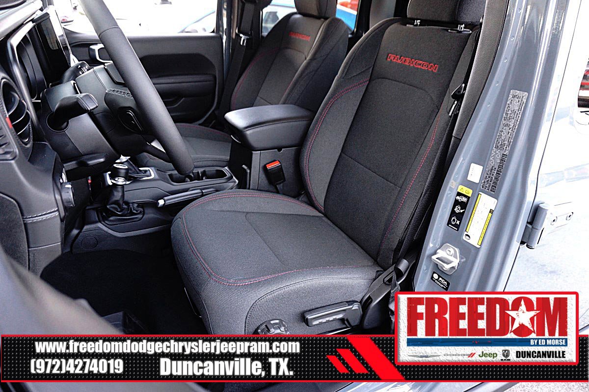 Certified 2025 Jeep Gladiator Rubicon w/ Convenience Group AWD/4WD image 12