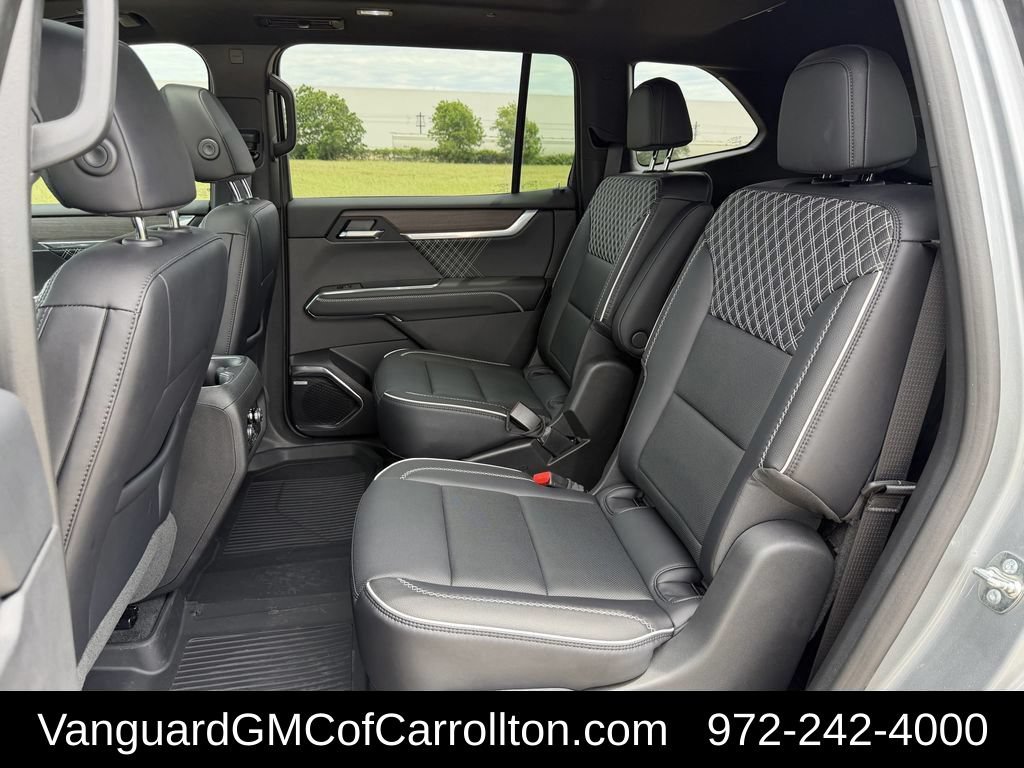 New 2026 GMC Acadia Denali w/ Super Cruise Package FWD image 33