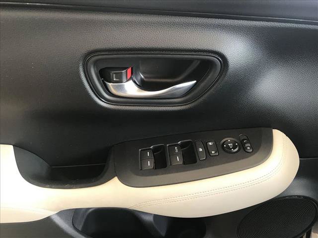 Certified 2024 Honda HR-V LX image 12