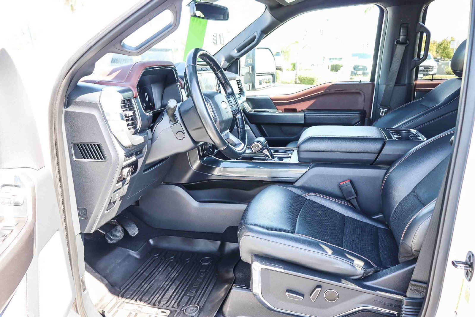 Used 2023 Ford F150 Lariat w/ Equipment Group 502A High AWD/4WD image 19