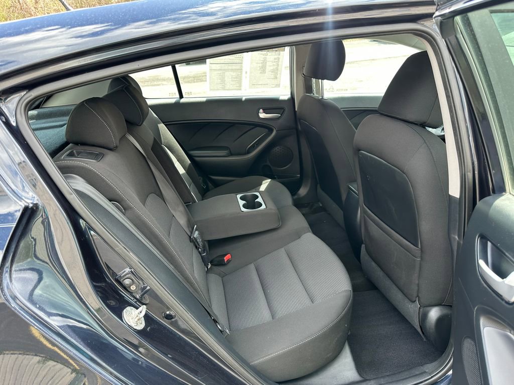 Used 2017 Kia Forte LX FWD image 24