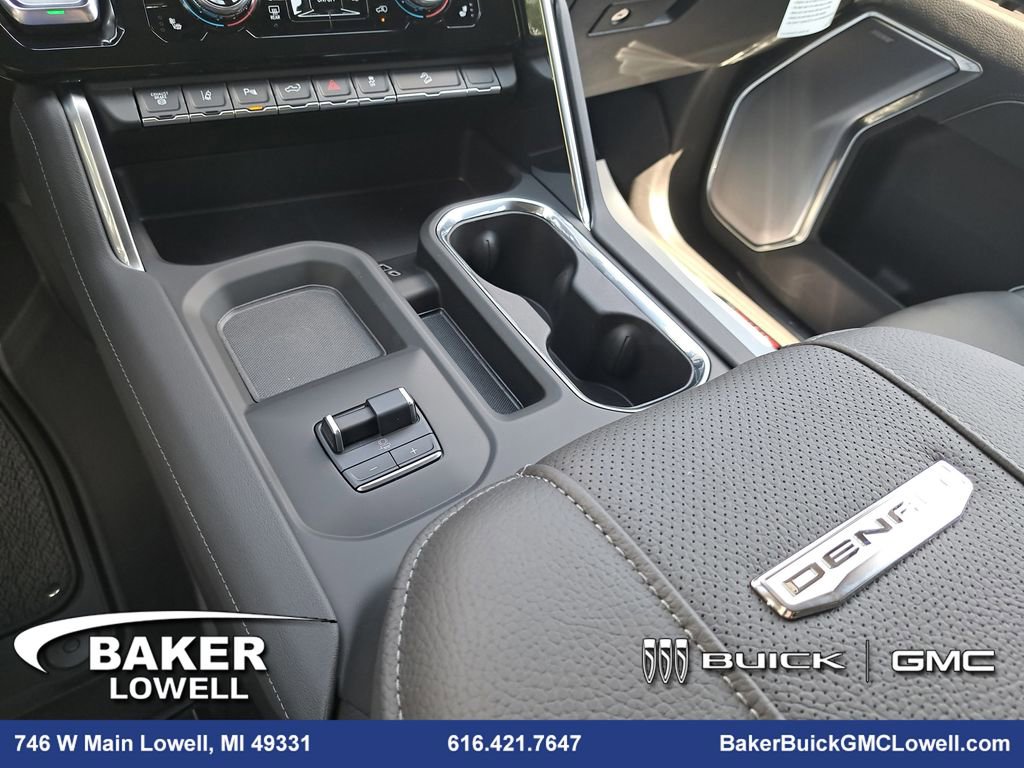 New 2025 GMC Sierra 2500 Denali w/ Denali Reserve Package image 26