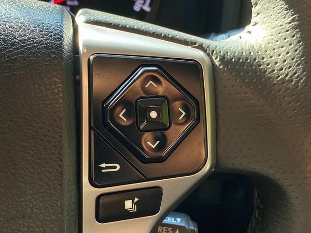 Used 2021 Toyota 4Runner SR5 Premium RWD image 19