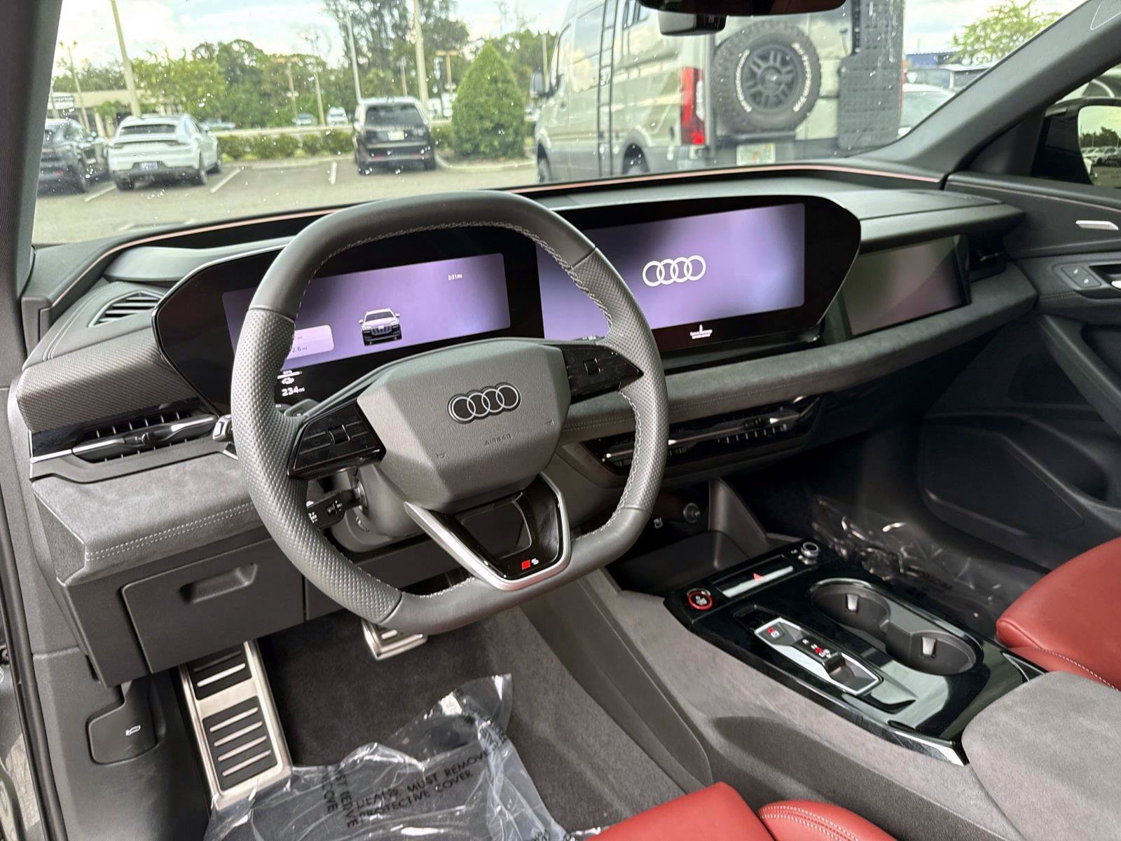 Used 2027 Audi SQ6 e-tron Prestige AWD/4WD image 16