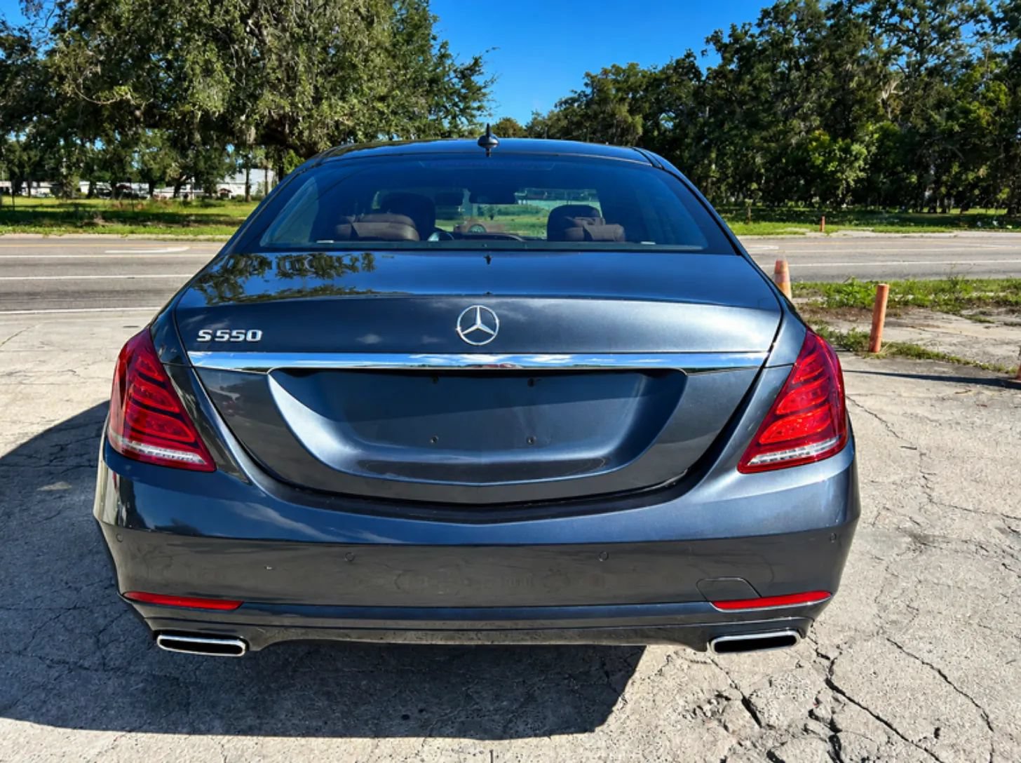 Used 2017 Mercedes-Benz S 550 Sedan w/ Premium Package image 6