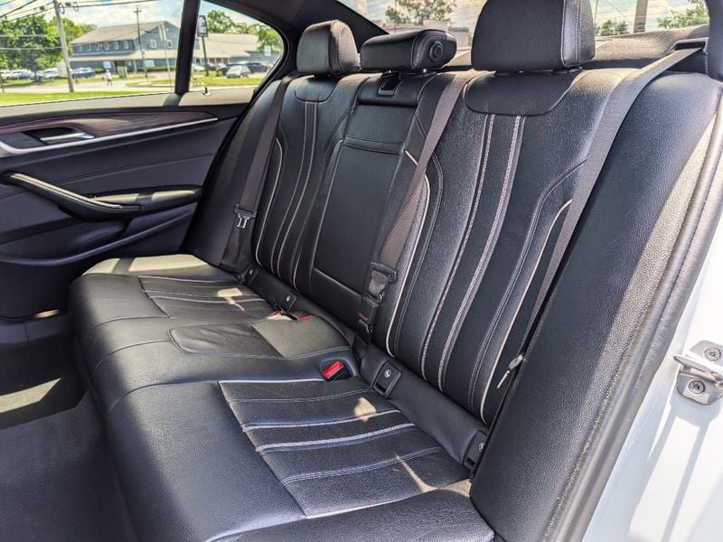 Used 2017 BMW 530i xDrive AWD/4WD image 17