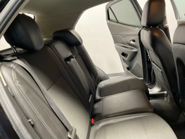 Used 2021 Buick Encore Preferred FWD image 25