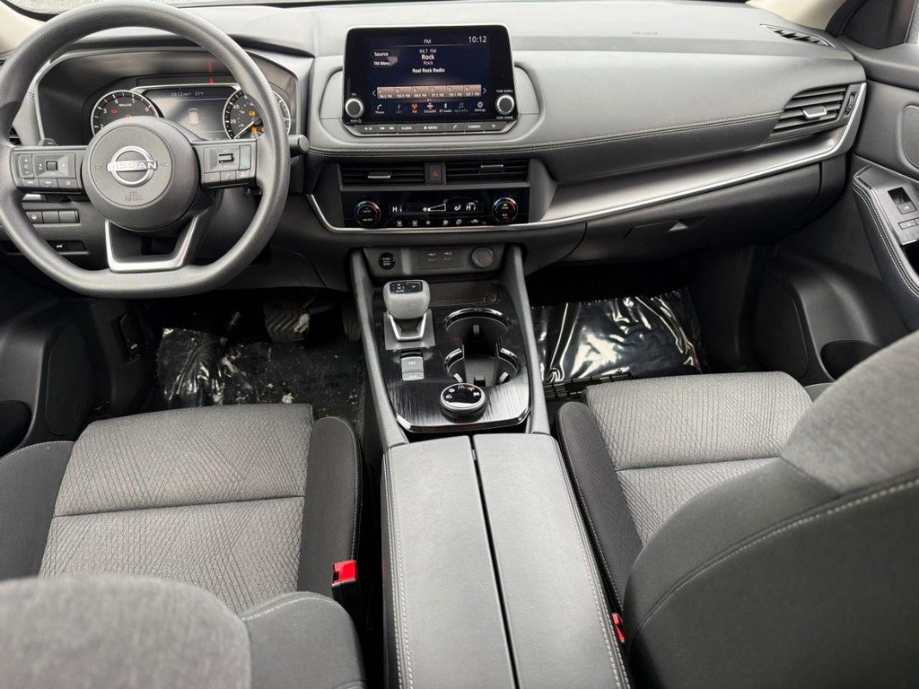 Used 2024 Nissan Rogue SV image 14