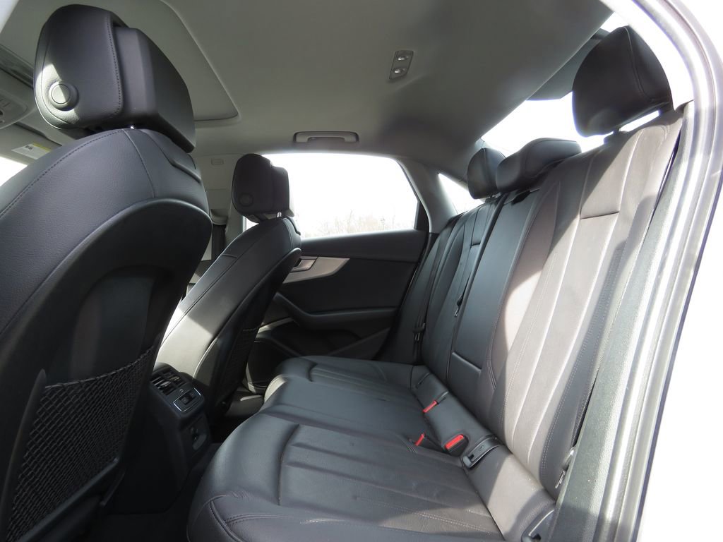 Used 2017 Audi A4 2.0T Premium image 19