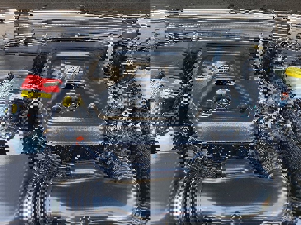 Used 2022 Jeep Wrangler Unlimited Sport image 24