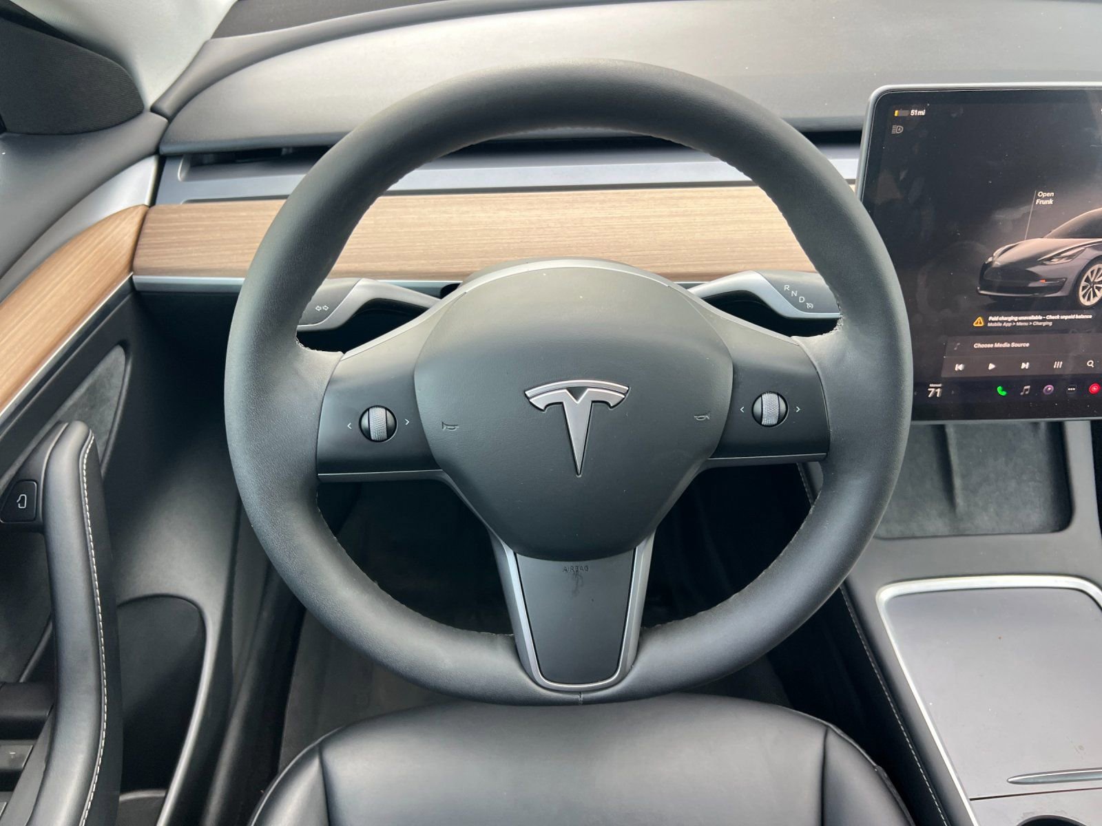 Used 2023 Tesla Model 3 Standard Range image 14