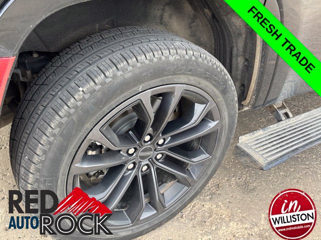 Used 2024 Jeep Grand Wagoneer Series II Obsidian w/ Quick Order Packagew 28T AWD/4WD image 7