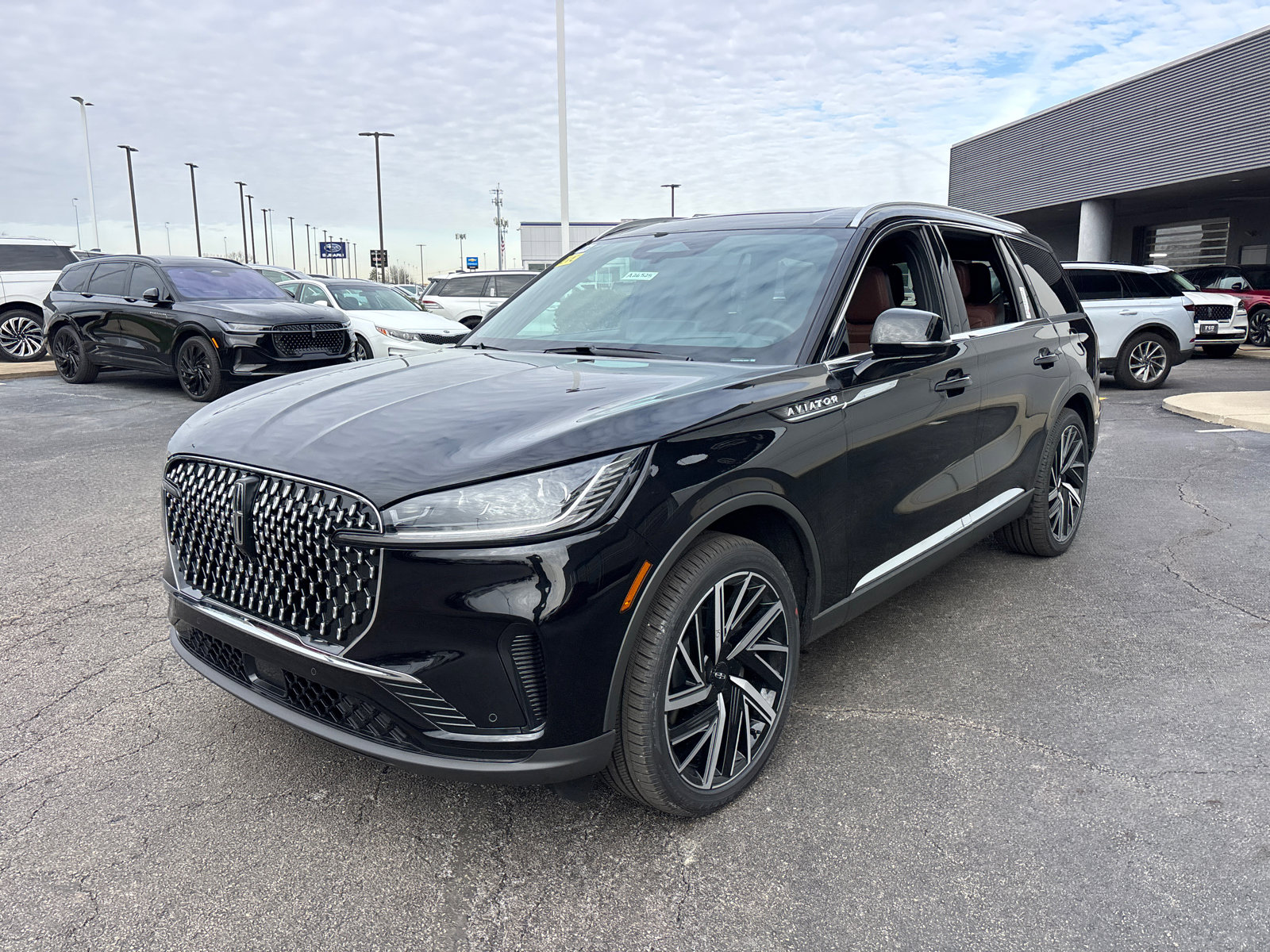 New 2026 Lincoln Aviator Reserve image 3