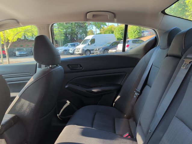 Used 2025 Nissan Altima 2.5 SV FWD image 20