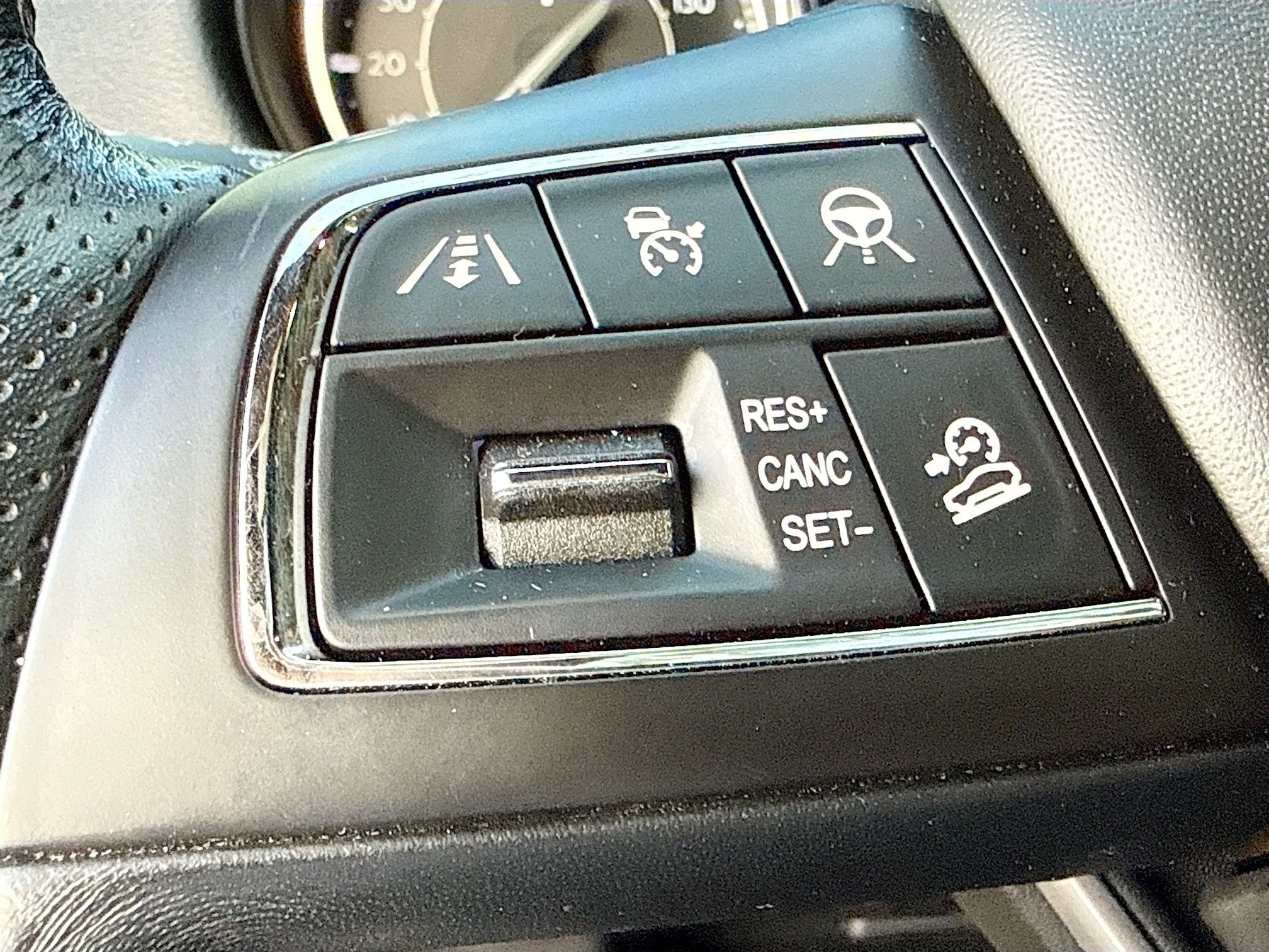 Used 2022 Maserati Levante Modena image 37