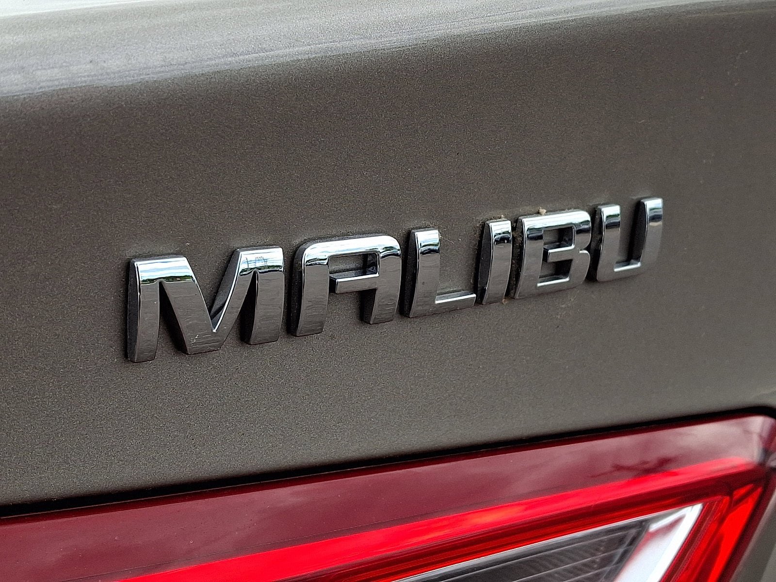 Used 2023 Chevrolet Malibu LT FWD image 29