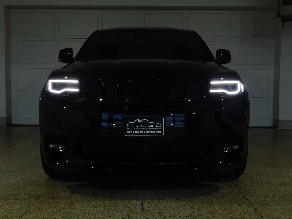Used 2021 Jeep Grand Cherokee SRT image 15