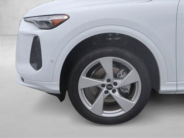 New 2025 Audi Q5 Premium AWD/4WD image 10