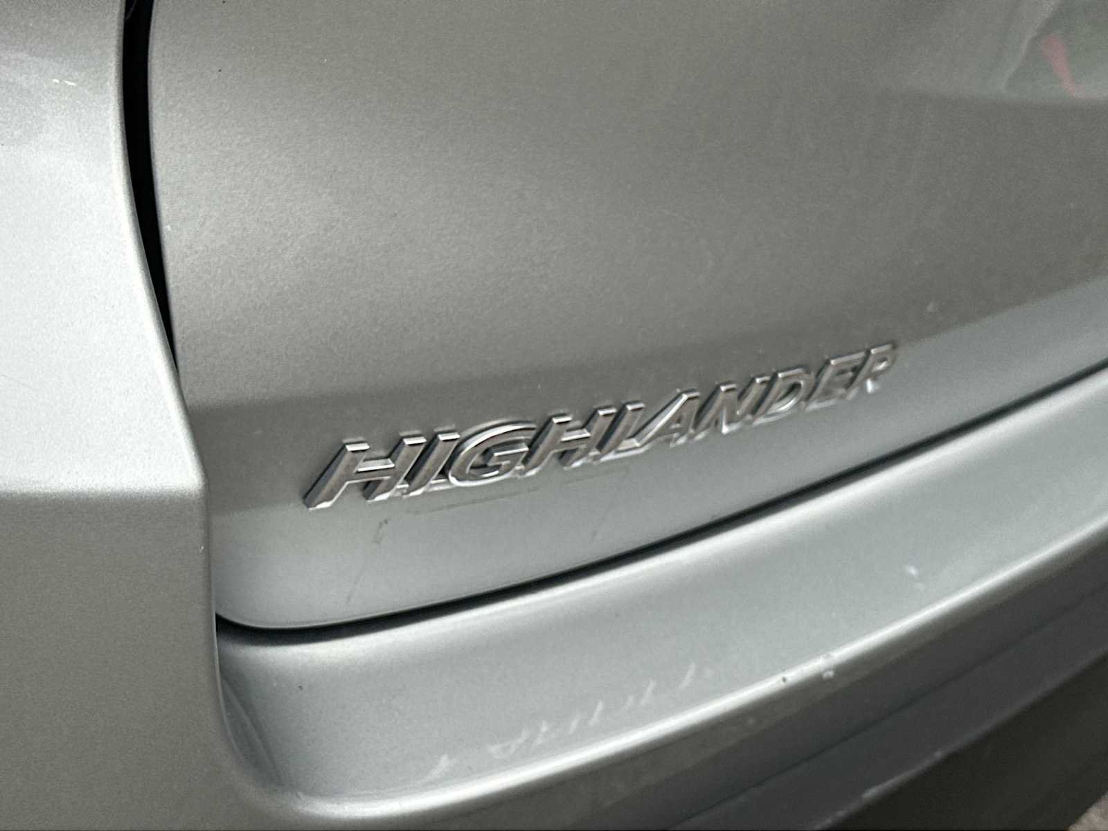 Used 2019 Toyota Highlander XLE FWD image 11