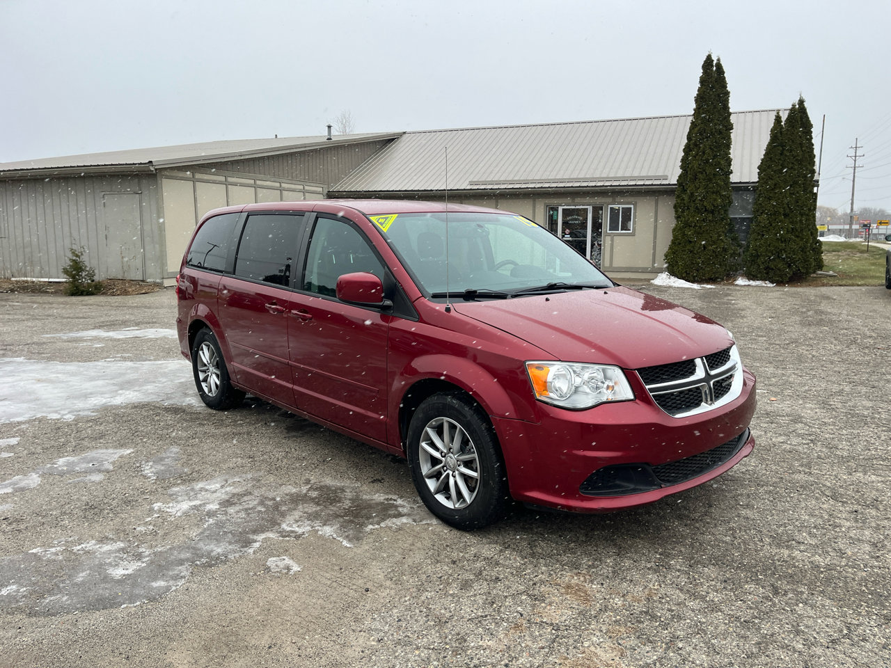 Used 2015 Dodge Grand Caravan SE image 7