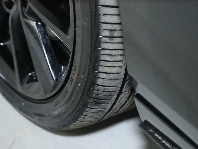 Used 2025 MAZDA MAZDA3 Hatchback w/Premium Plus Pkg image 42