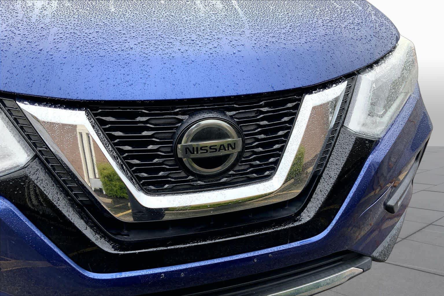 Used 2019 Nissan Rogue SL AWD/4WD image 32