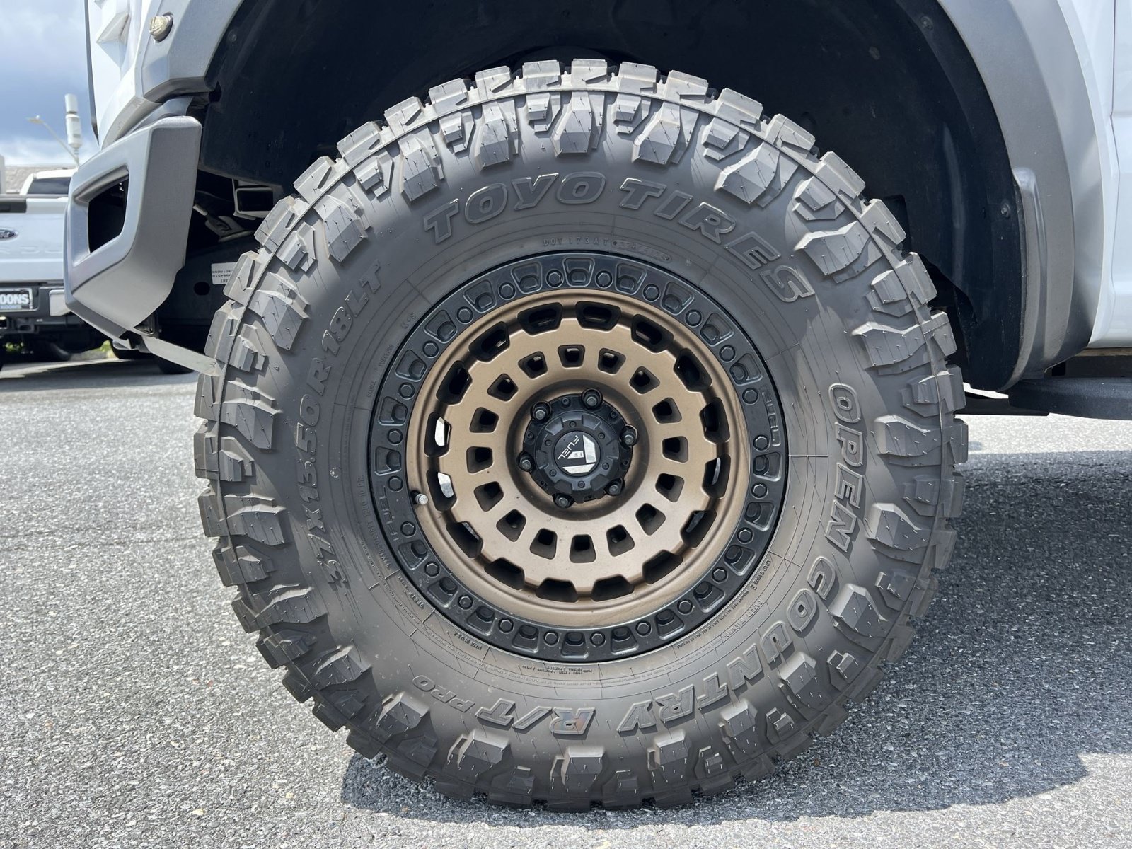 Used 2020 Ford F150 Raptor w/ Equipment Group 802A Luxury AWD/4WD image 12