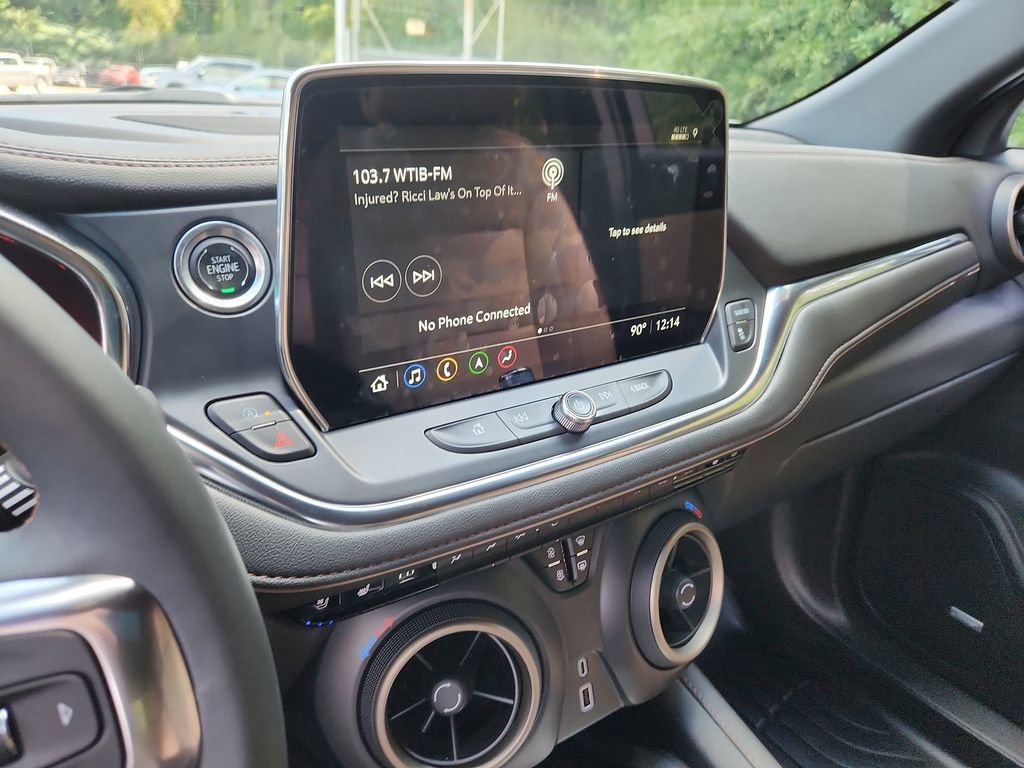 Certified 2025 Chevrolet Blazer Premier w/ Driver Confidence II Package image 17