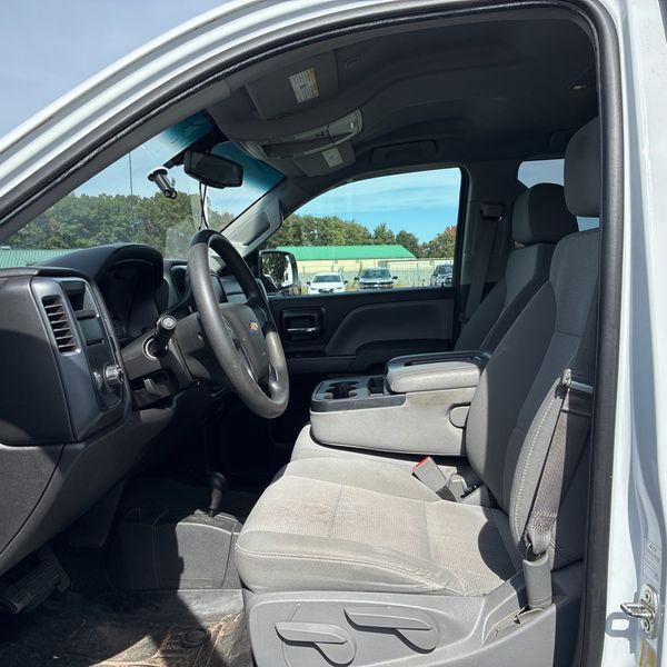 Used 2016 Chevrolet Silverado 1500 W/T w/ WT Convenience Package AWD/4WD image 19