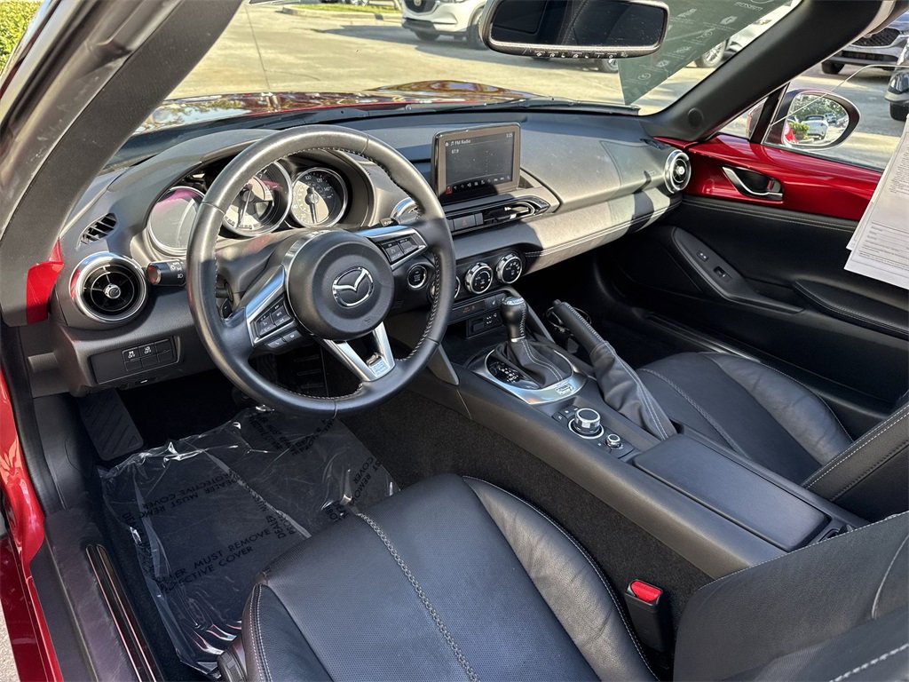 Used 2022 MAZDA MX-5 Miata Grand Touring w/ Weather Package image 15