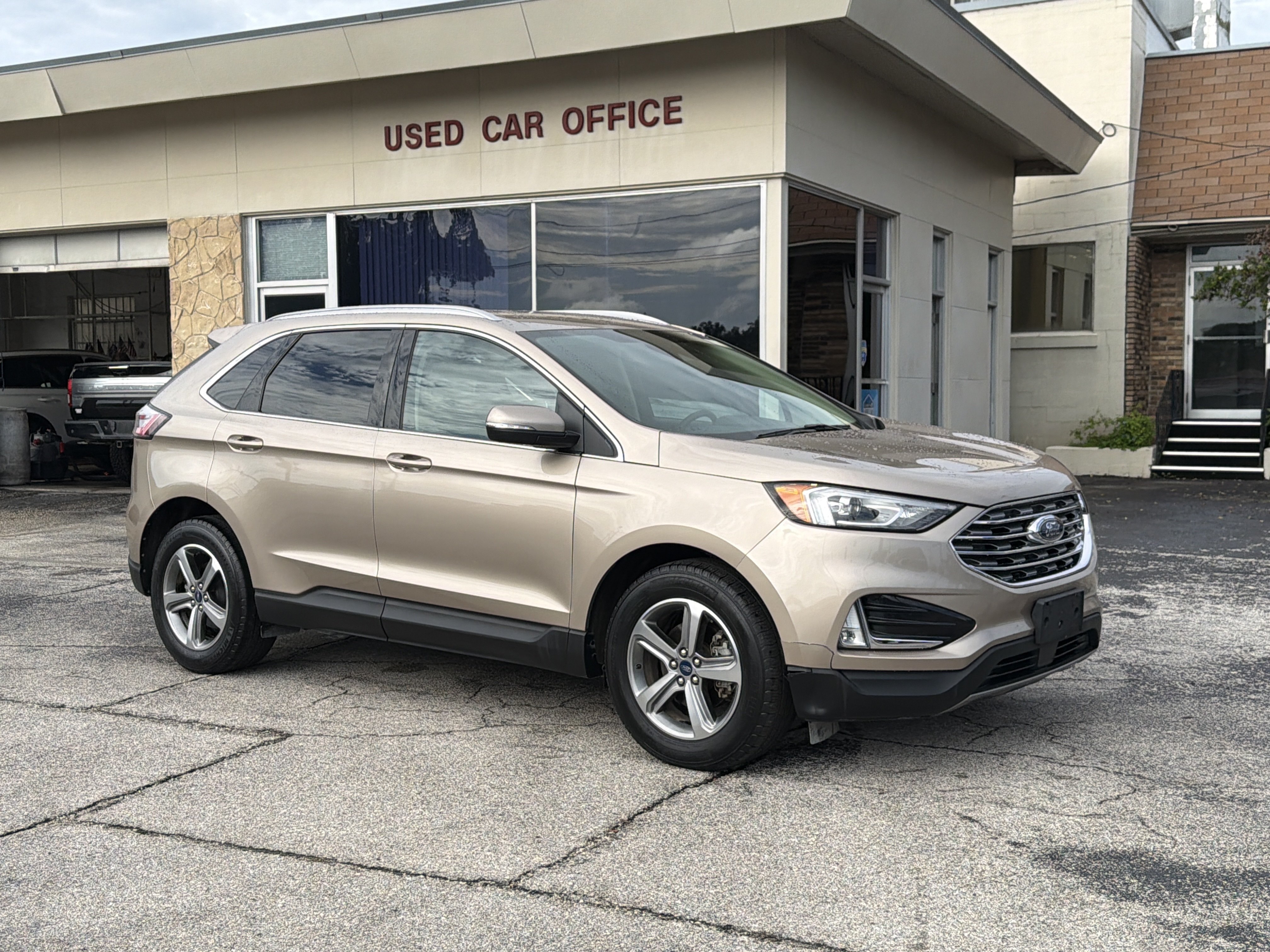 Used 2020 Ford Edge SEL w/ Convenience Package