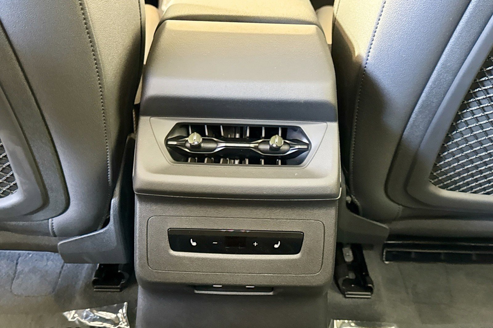New 2025 Audi A6 e-tron Premium Plus RWD image 21