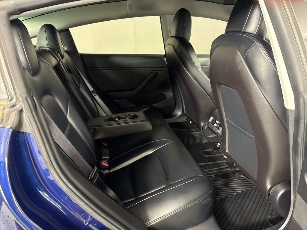 Used 2019 Tesla Model 3 Standard Range Plus image 16