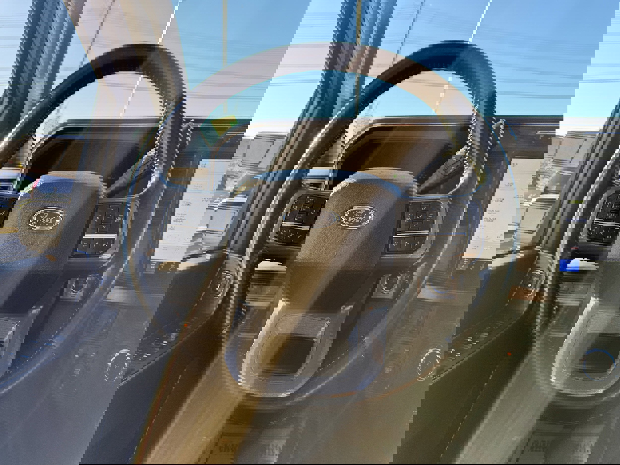 Used 2023 Ford F250 Lariat w/ Lariat Ultimate Package image 21