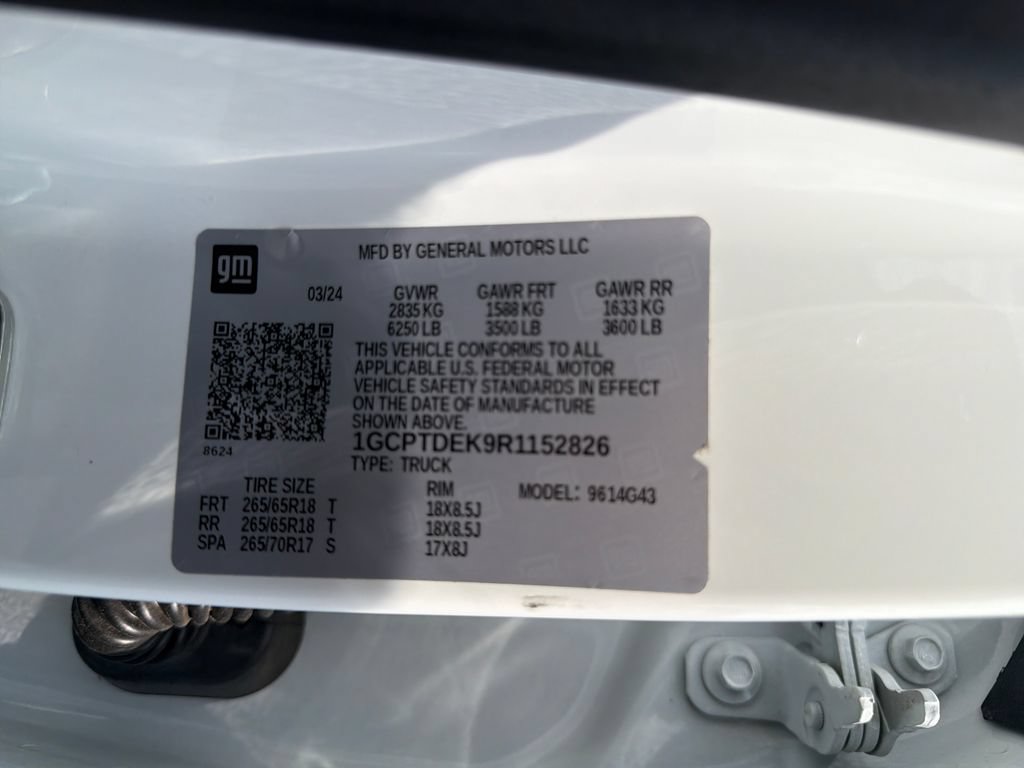 Certified 2024 Chevrolet Colorado Z71 w/ Z71 Convenience Package 2 AWD/4WD image 32