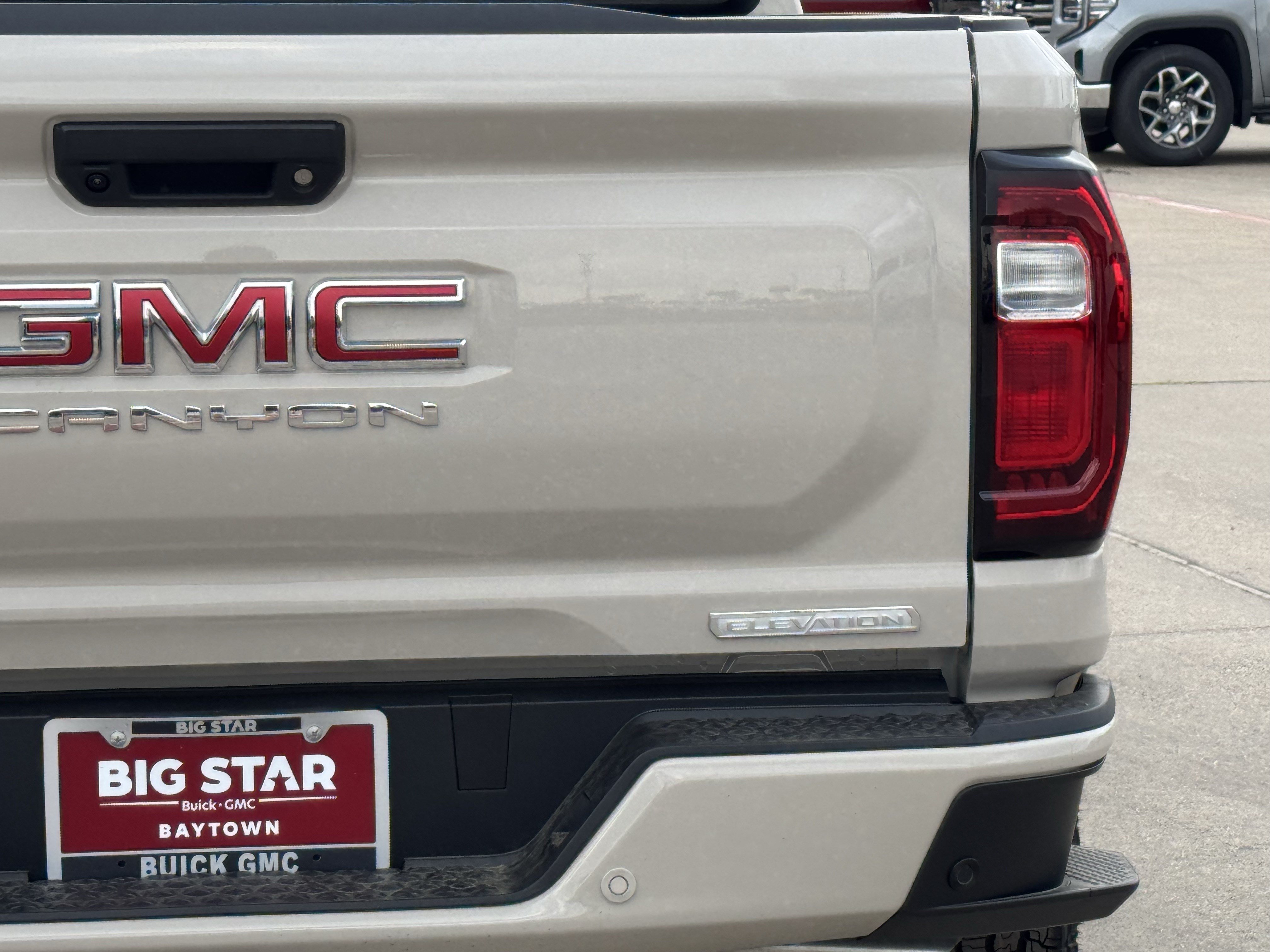 New 2026 GMC Canyon Elevation w/ Convenience Package RWD image 10