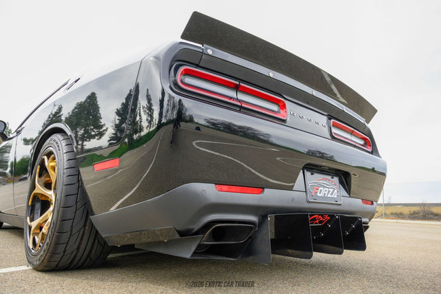 Used 2016 Dodge Challenger SRT Hellcat RWD image 87