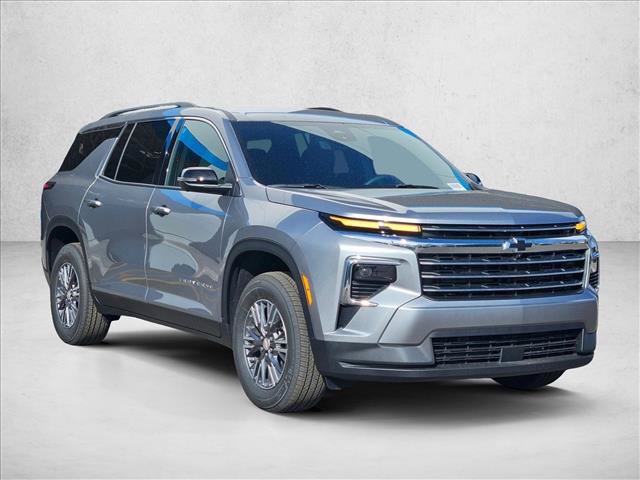 New 2026 Chevrolet Traverse LT w/ Driver Confidence Package FWD image 7