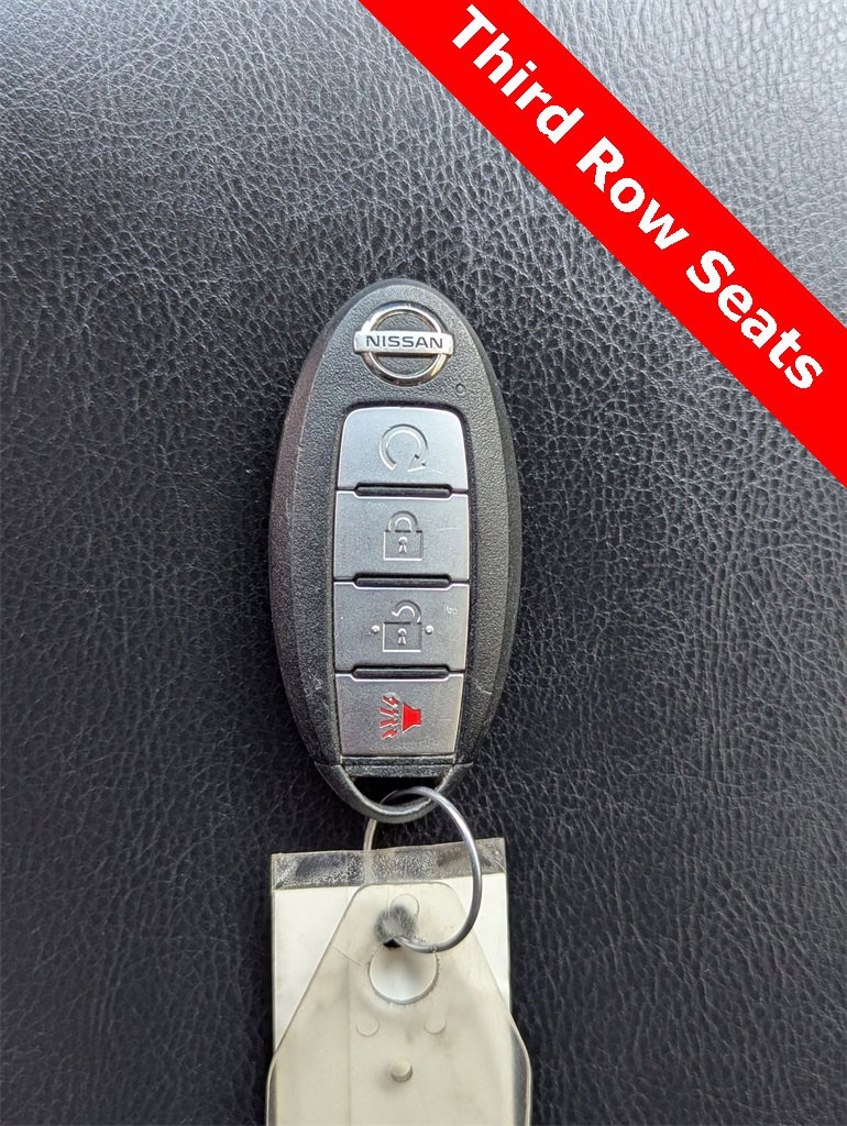 Used 2020 Nissan Pathfinder SV image 32