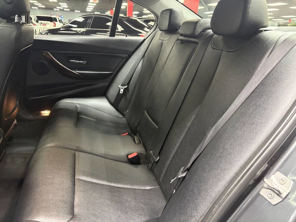 Used 2016 BMW 320i xDrive Sedan image 40