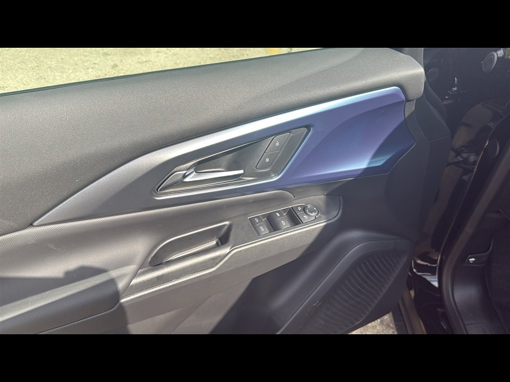 New 2025 Chevrolet Equinox EV LT FWD image 7