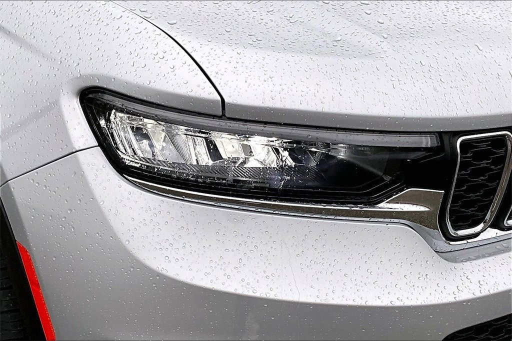 Used 2025 Jeep Grand Cherokee L Laredo w/ Luxury Tech Group I image 29