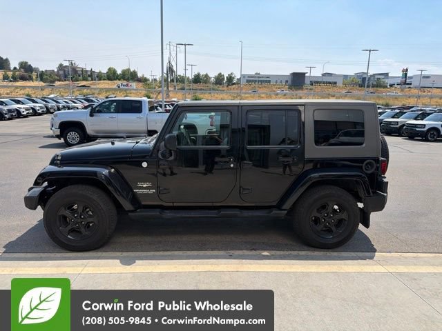 Used 2010 Jeep Wrangler Unlimited Sahara w/ Trailer Tow Group AWD/4WD image 4