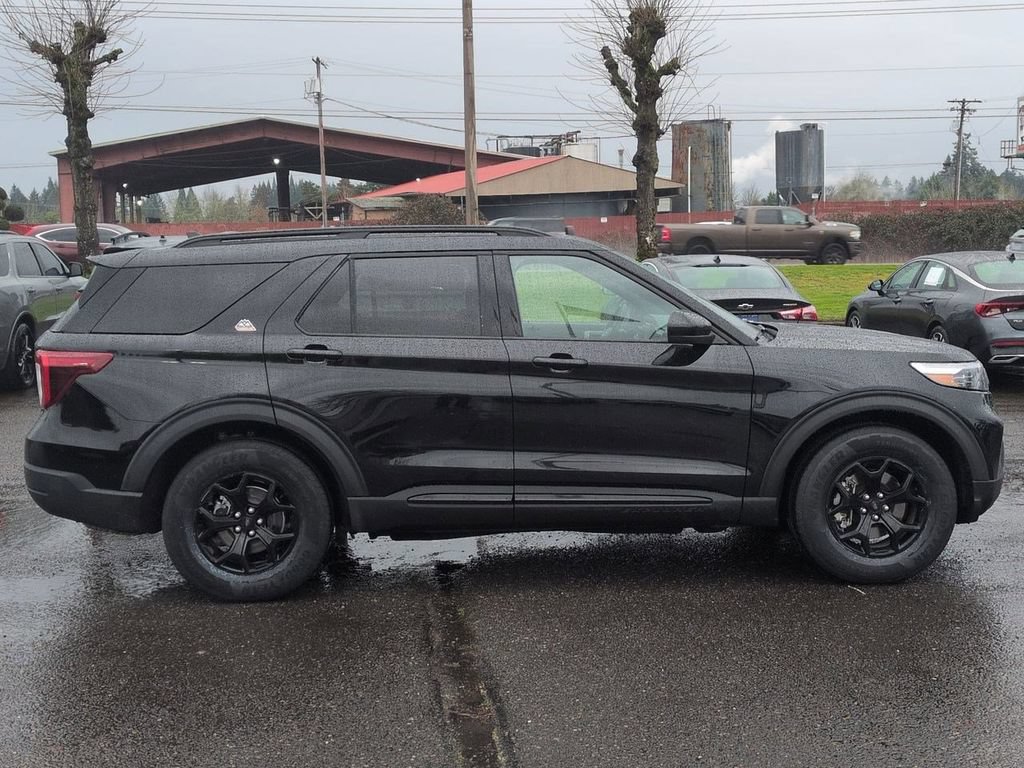 Used 2022 Ford Explorer Timberline w/ Timberline Technology Package AWD/4WD image 6