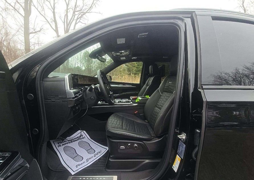 Used 2025 Cadillac Escalade V w/ LPO, Floor Liner Package image 6