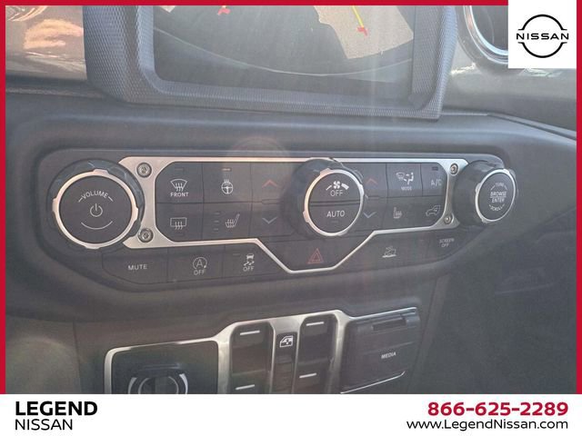 Used 2023 Jeep Wrangler Sahara w/ Cold Weather Group AWD/4WD image 23