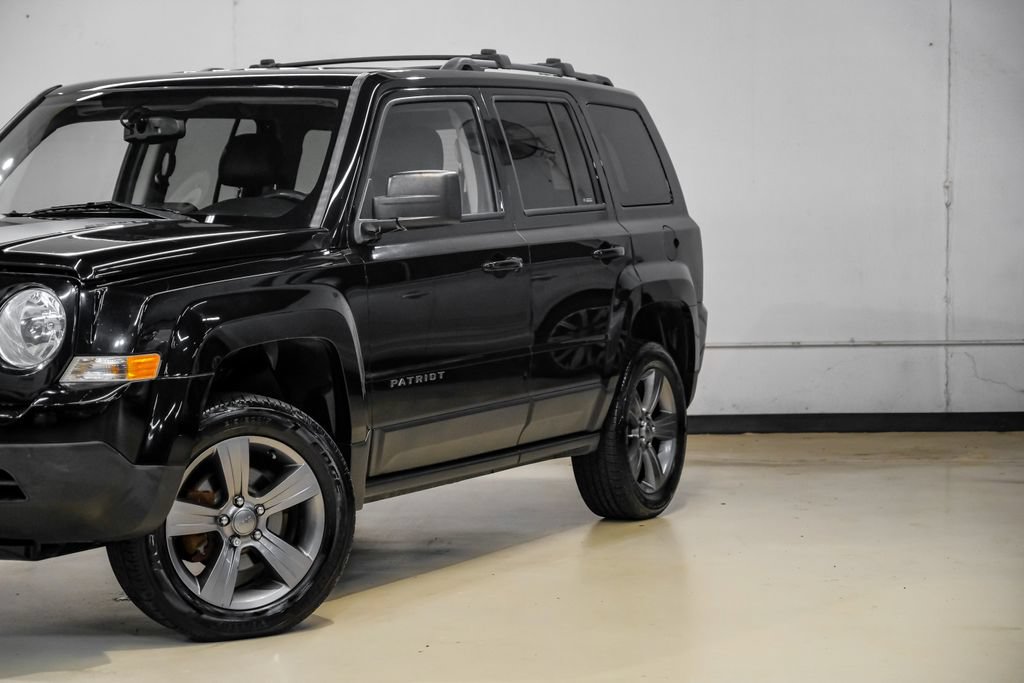 Used 2017 Jeep Patriot Sport w/ Power Value Group FWD image 6