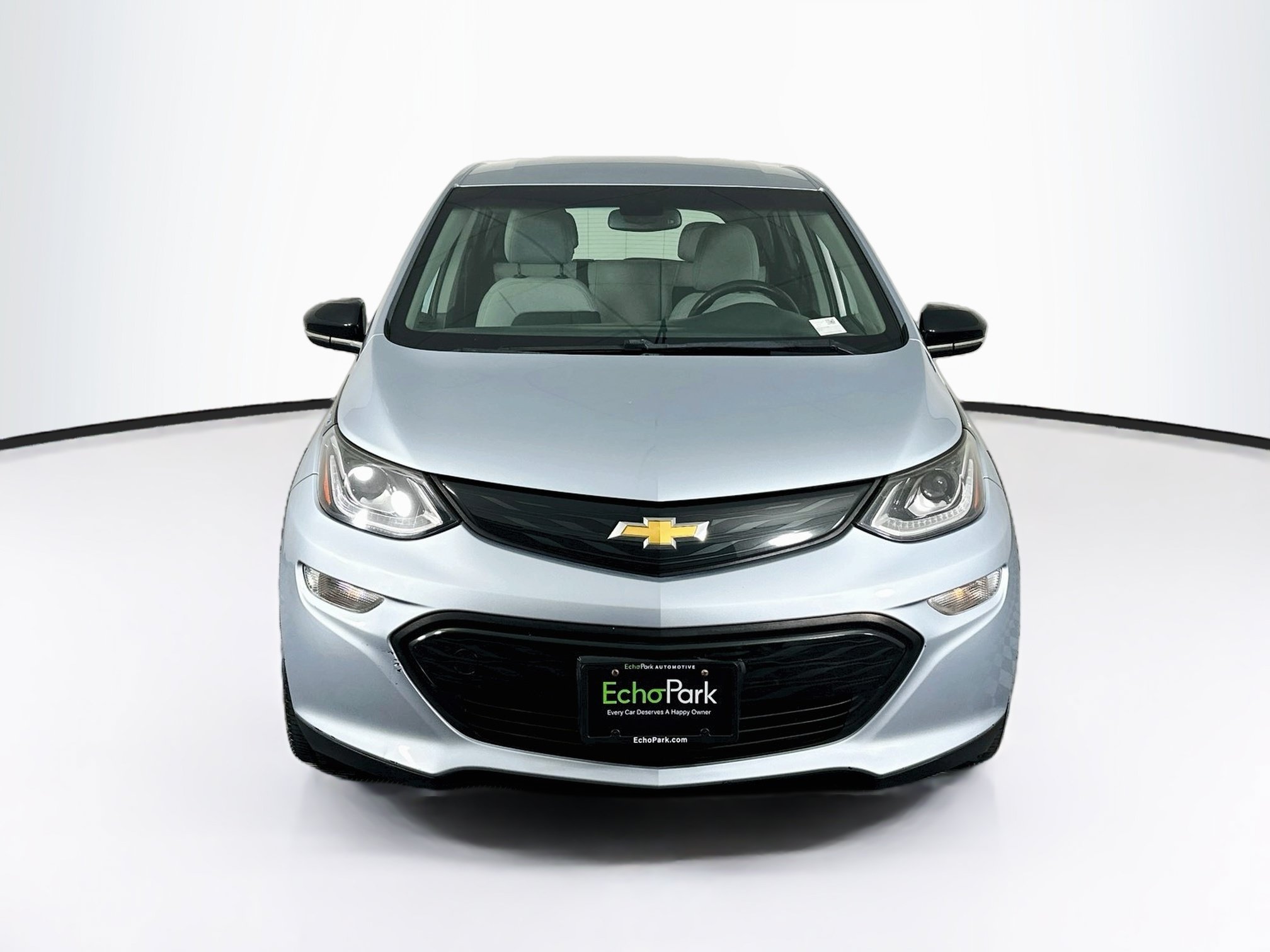 Used 2017 Chevrolet Bolt LT FWD image 2