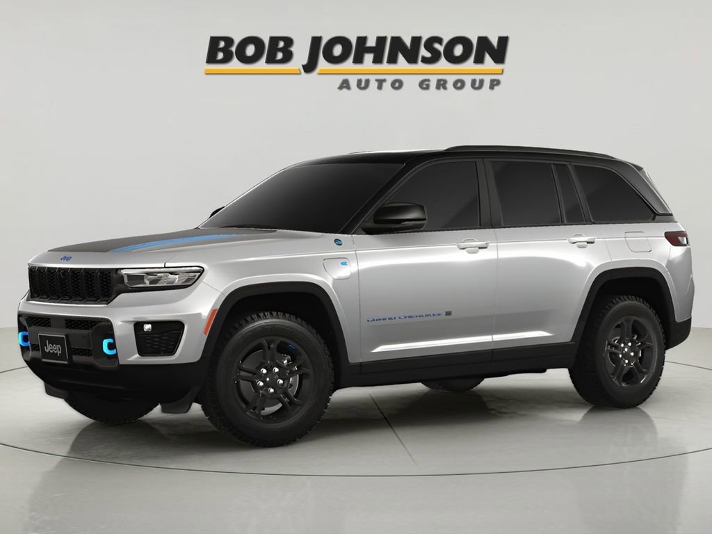 New 2024 Jeep Grand Cherokee Trailhawk w/ Advanced Protech Group II